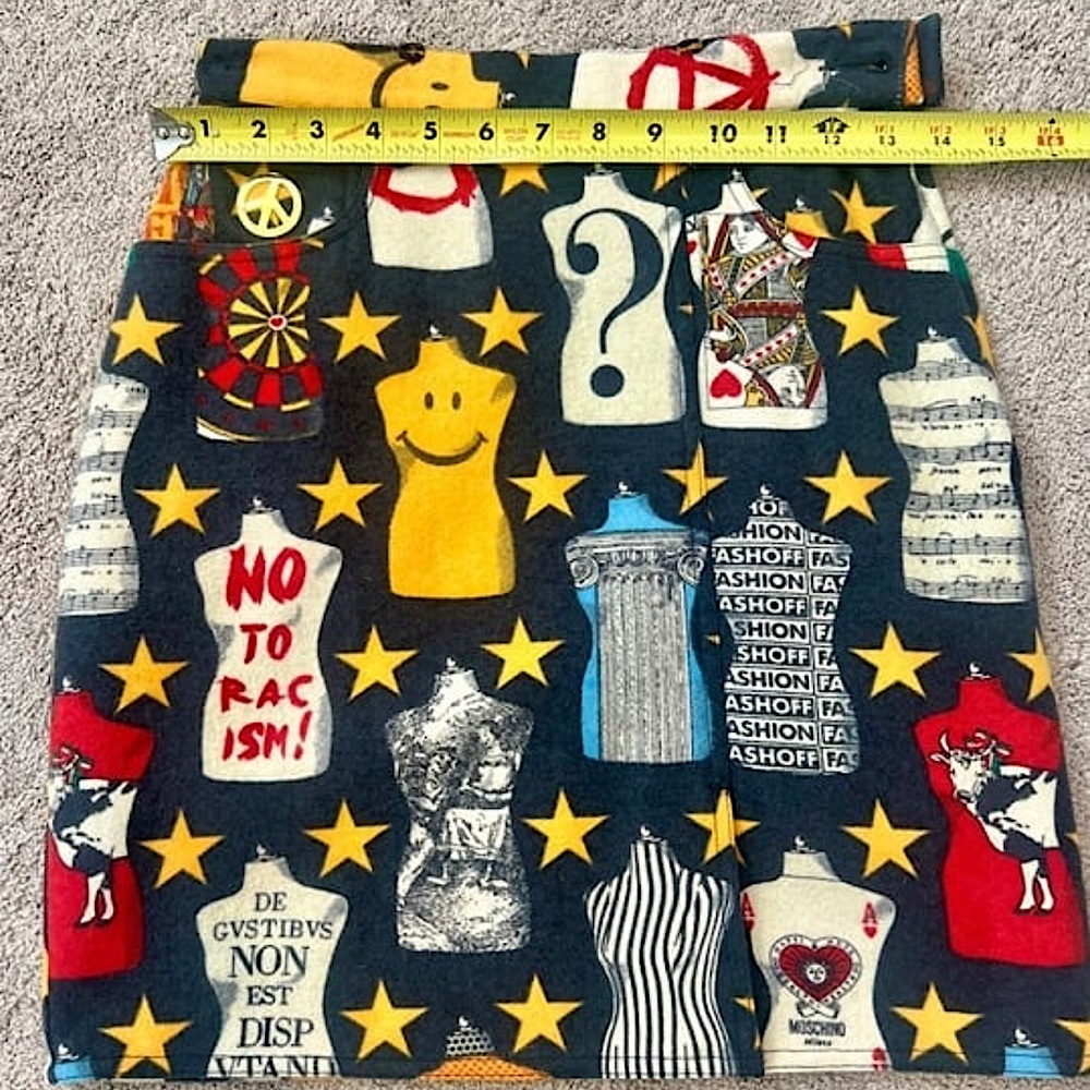 Moschino Vintage Black “No Racism” Iconic Print Mini Skirt - Picture 7 of 11